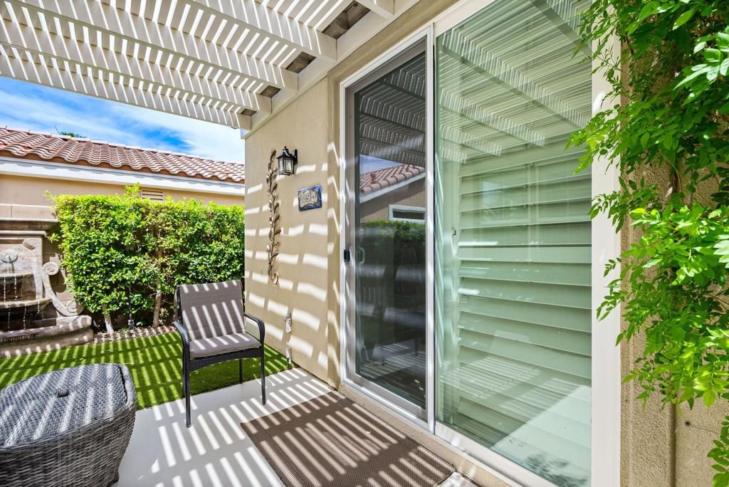 Image 32 of property listing at 60179 Honeysuckle Street, La Quinta, CA 92253