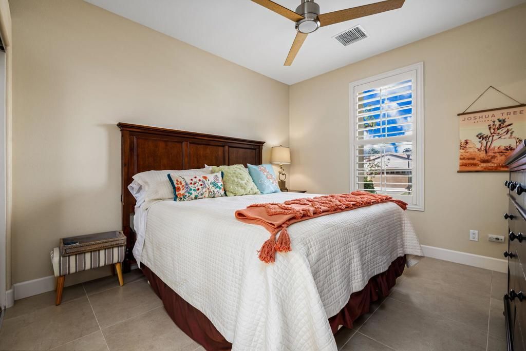 Image 33 of property listing at 60179 Honeysuckle Street, La Quinta, CA 92253