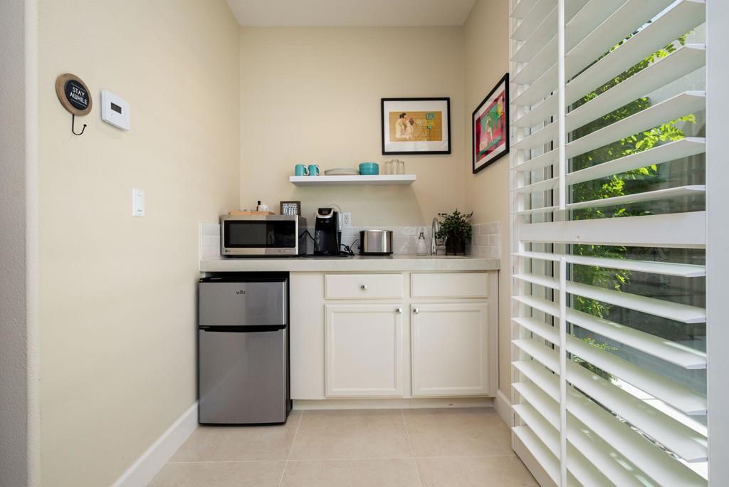 Image 34 of property listing at 60179 Honeysuckle Street, La Quinta, CA 92253