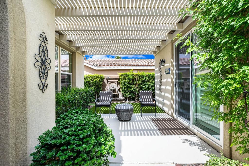 Image 5 of property listing at 60179 Honeysuckle Street, La Quinta, CA 92253