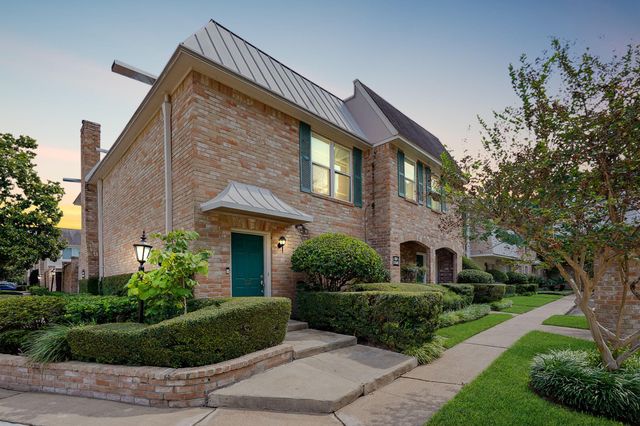 2236 S Piney Point Road 101, Houston, TX 77063