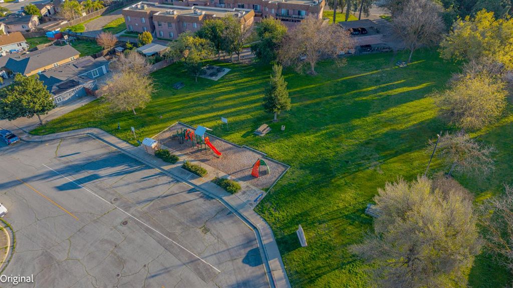 Image 18 of property listing at 1741 Hickory Avenue, Livingston, CA 95334