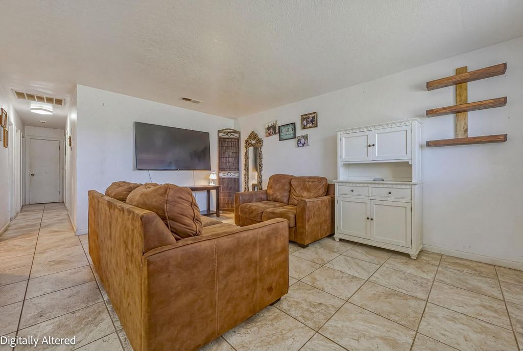 Image 22 of property listing at 1741 Hickory Avenue, Livingston, CA 95334