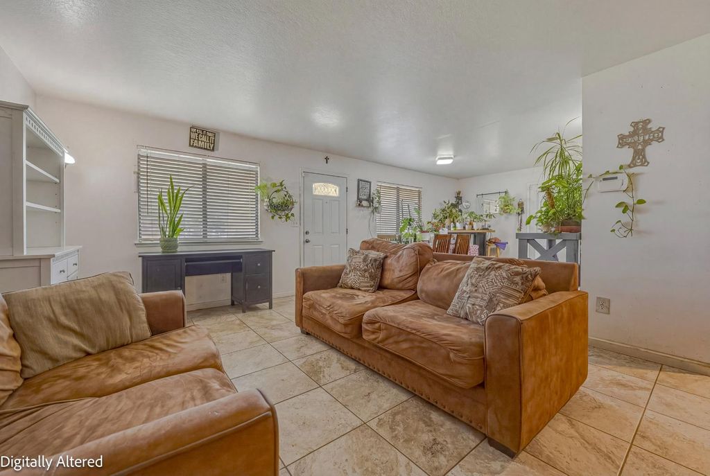 Image 24 of property listing at 1741 Hickory Avenue, Livingston, CA 95334