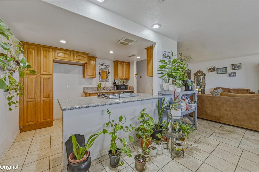 Image 31 of property listing at 1741 Hickory Avenue, Livingston, CA 95334