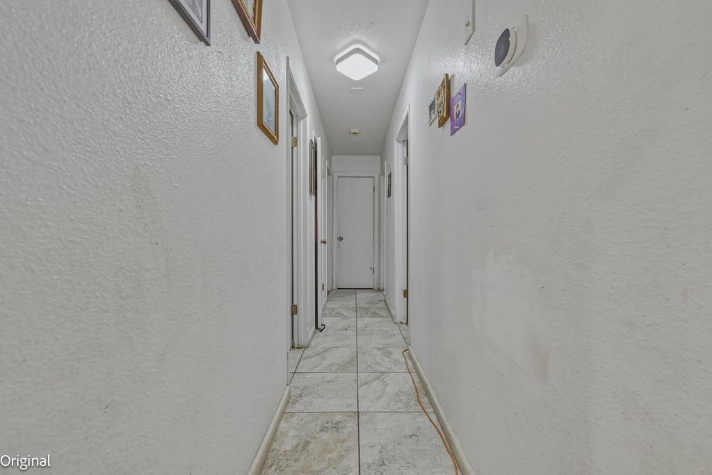 Image 36 of property listing at 1741 Hickory Avenue, Livingston, CA 95334