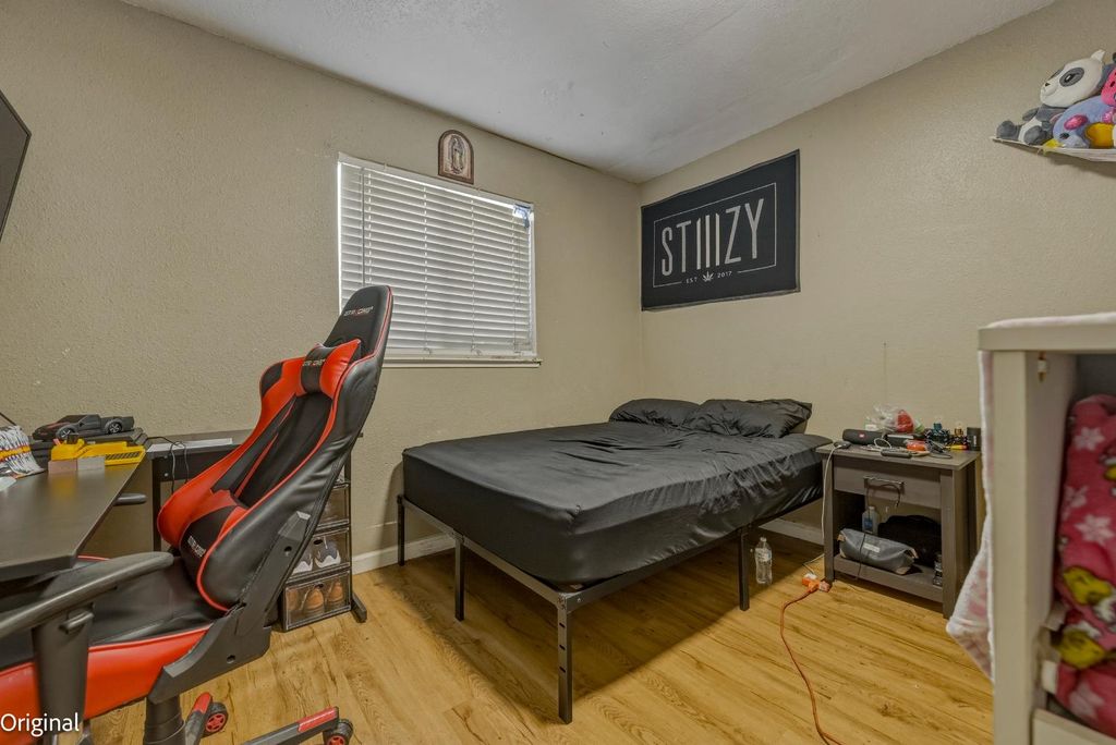 Image 38 of property listing at 1741 Hickory Avenue, Livingston, CA 95334