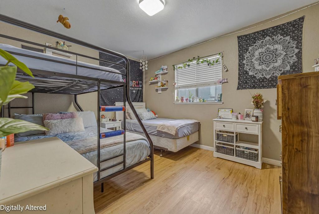 Image 39 of property listing at 1741 Hickory Avenue, Livingston, CA 95334