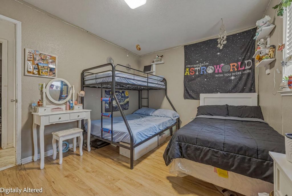 Image 40 of property listing at 1741 Hickory Avenue, Livingston, CA 95334