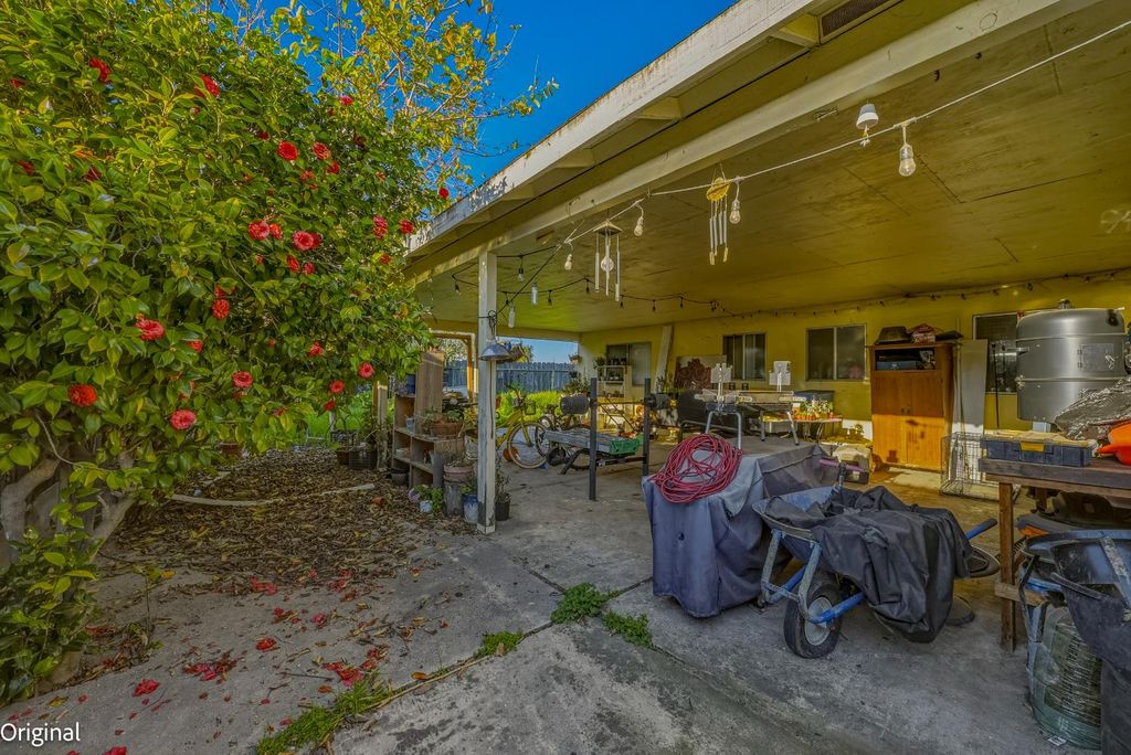 Image 45 of property listing at 1741 Hickory Avenue, Livingston, CA 95334