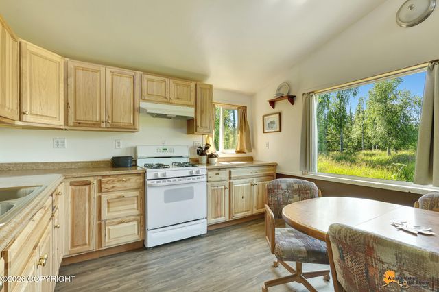 4420 N Three Bees Road, Wasilla, AK 99623