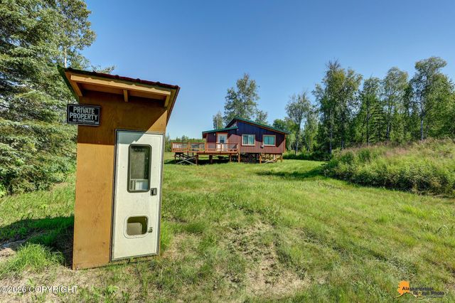 4420 N Three Bees Road, Wasilla, AK 99623