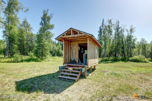4420 N Three Bees Road, Wasilla, AK 99623