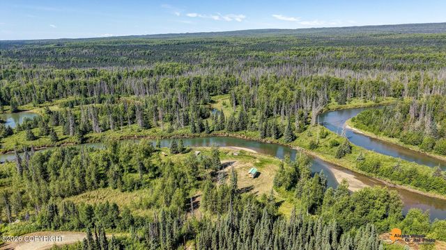4420 N Three Bees Road, Wasilla, AK 99623