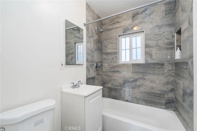 135 E 77th Street, Los Angeles, CA 90003