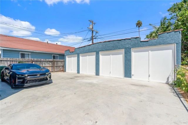 135 E 77th Street, Los Angeles, CA 90003
