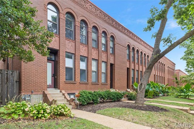 4343 Laclede Avenue H, St Louis, MO 63108