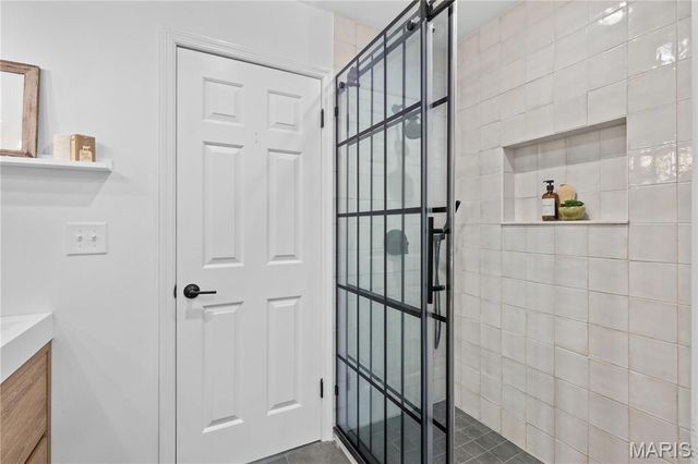 4343 Laclede Avenue H, St Louis, MO 63108