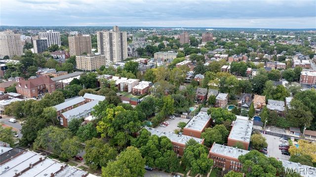 4343 Laclede Avenue H, St Louis, MO 63108