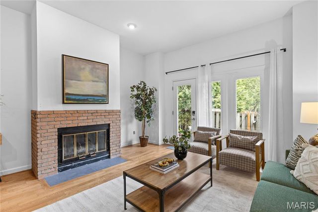 4343 Laclede Avenue H, St Louis, MO 63108