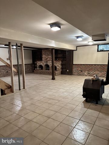 300 MOUNT OLIVE RD, Stafford, VA 22556