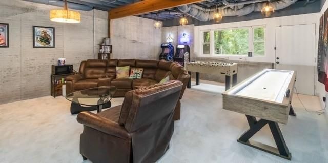 100 Kings Mill Court, Roswell, GA 30075