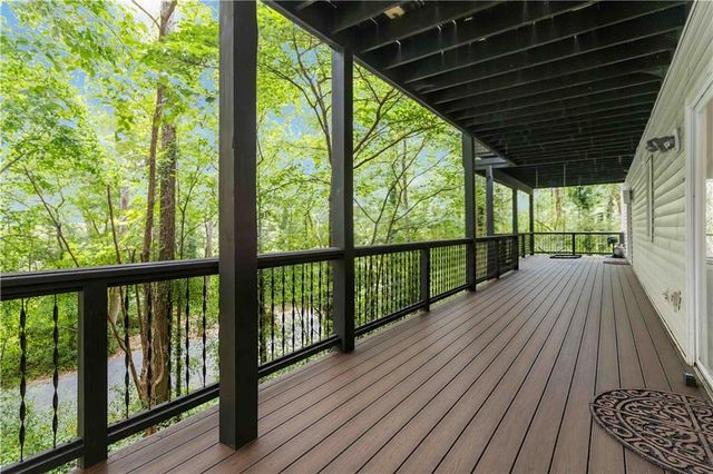 100 Kings Mill Court, Roswell, GA 30075