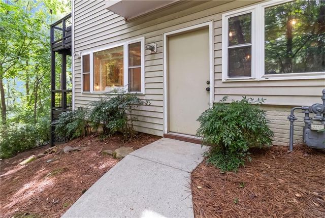 100 Kings Mill Court, Roswell, GA 30075