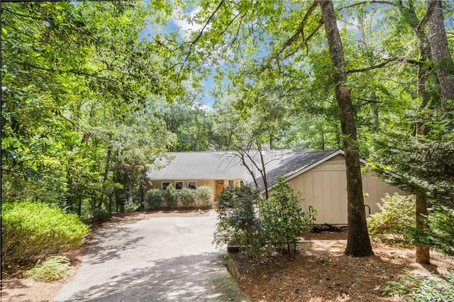 100 Kings Mill Court, Roswell, GA 30075