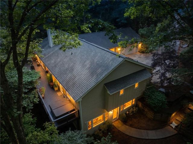 100 Kings Mill Court, Roswell, GA 30075