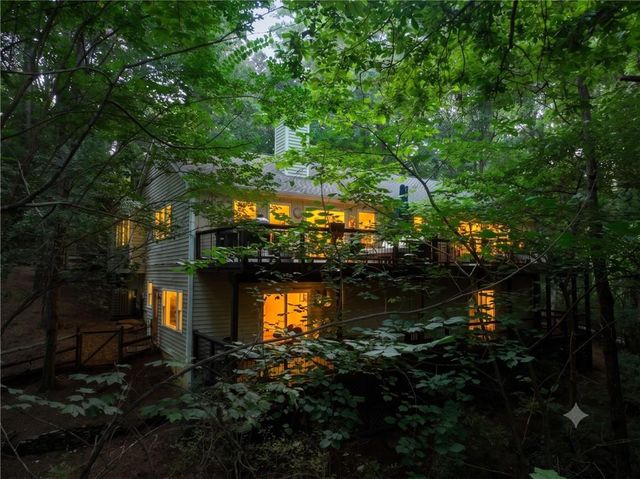 100 Kings Mill Court, Roswell, GA 30075