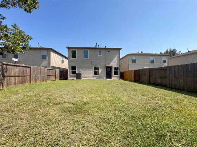 3338 Dartmouth Field Lane, Fresno, TX 77545