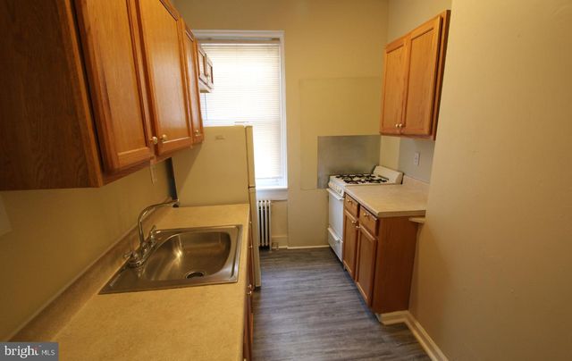 734 S 20TH ST, Philadelphia, PA 19146