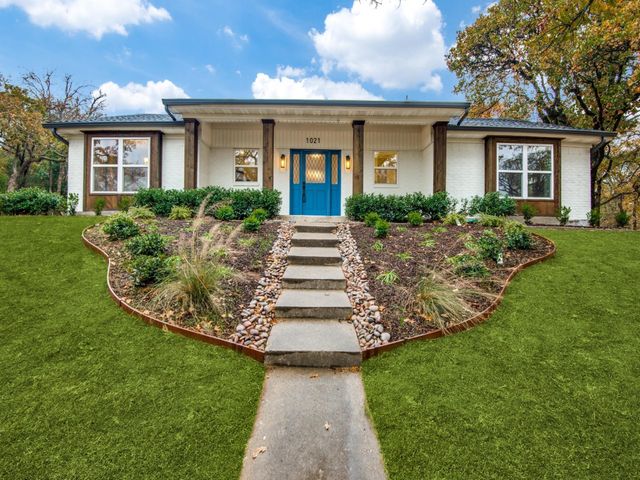 1021 Oakwood Drive, Keller, TX 76248