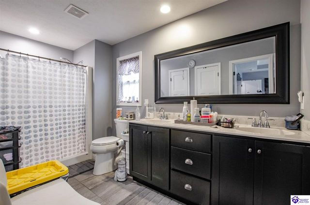 101 Peach Drive, Radcliff, KY 40160