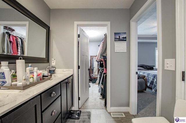 101 Peach Drive, Radcliff, KY 40160