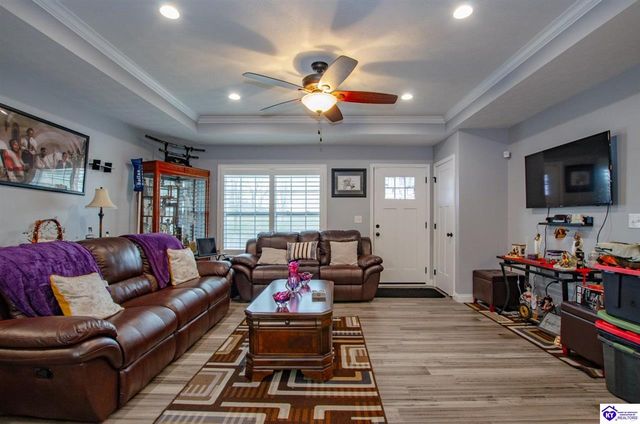 101 Peach Drive, Radcliff, KY 40160