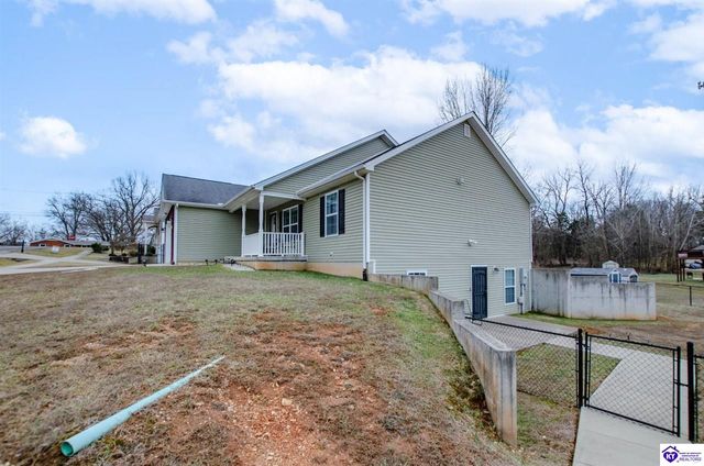 101 Peach Drive, Radcliff, KY 40160