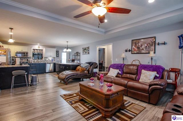 101 Peach Drive, Radcliff, KY 40160