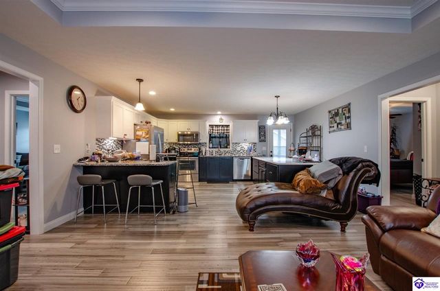 101 Peach Drive, Radcliff, KY 40160