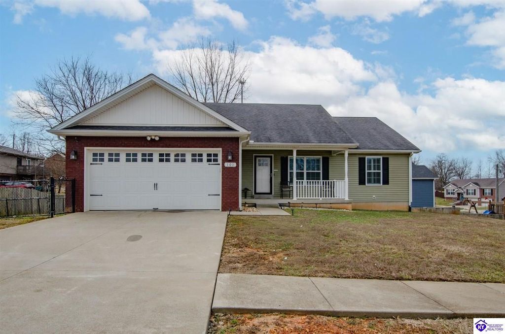 101 Peach Drive, Radcliff, KY 40160