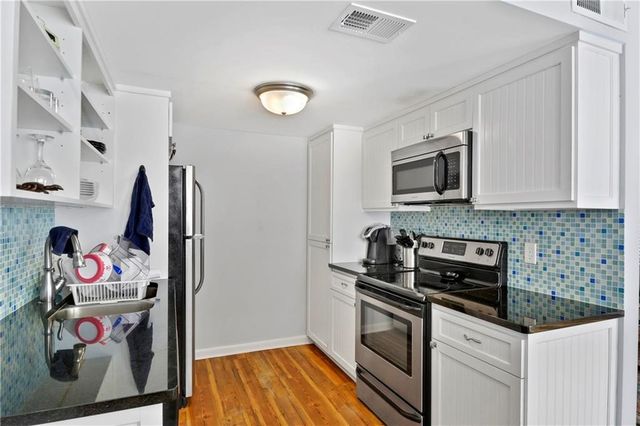 807 Mallery Street A, St Simons Island, GA 31522