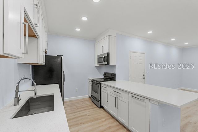 112 Union Cemetery Rd Apt 313, Hilton Head Island, SC 29926