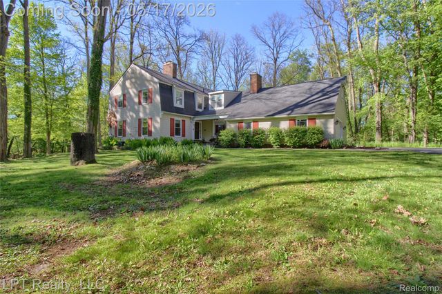 47300 Maplebrook, Northville Township, MI 48168