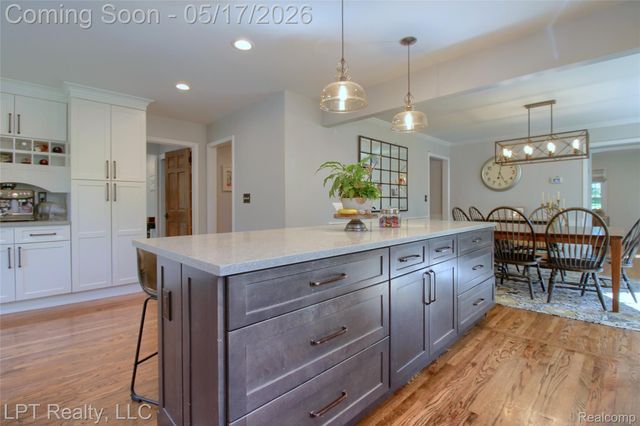 47300 Maplebrook, Northville Township, MI 48168