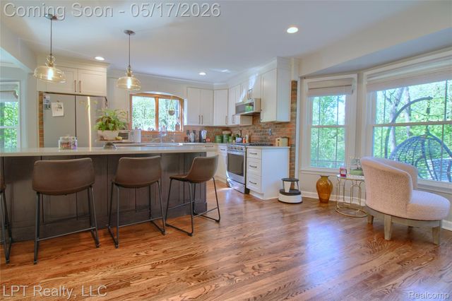 47300 Maplebrook, Northville Township, MI 48168