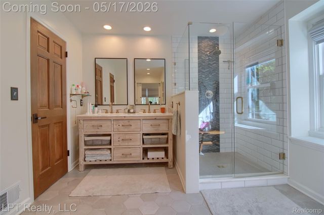 47300 Maplebrook, Northville Township, MI 48168