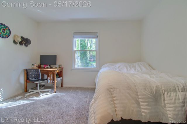 47300 Maplebrook, Northville Township, MI 48168