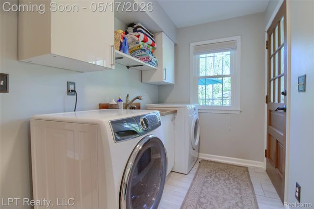 47300 Maplebrook, Northville Township, MI 48168
