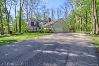 47300 Maplebrook, Northville Township, MI 48168